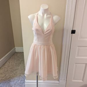 Women's Pale Pink V-Neck Party Dress